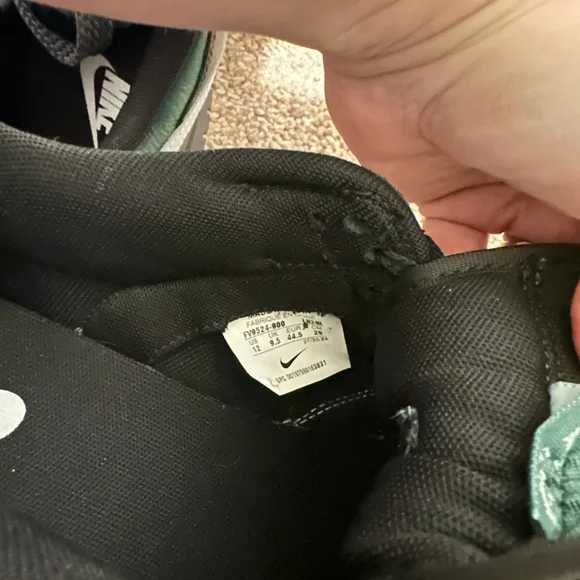 Nike Men's Custom Black and Green Dunk Low Sneakers - Picture 6 of 9